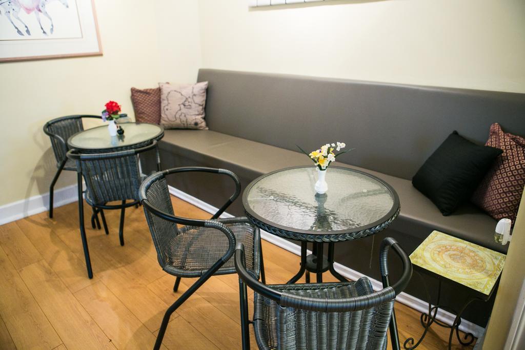 Le 227 Laurier B&B 가티노 외부 사진